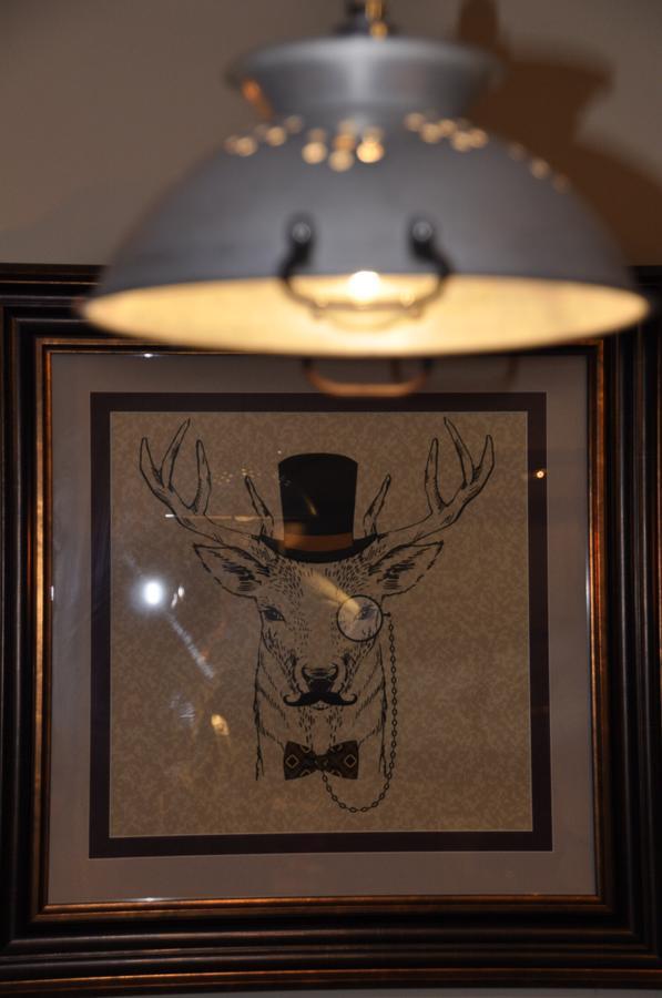 Higher Buck Inn Уоддингтон Экстерьер фото